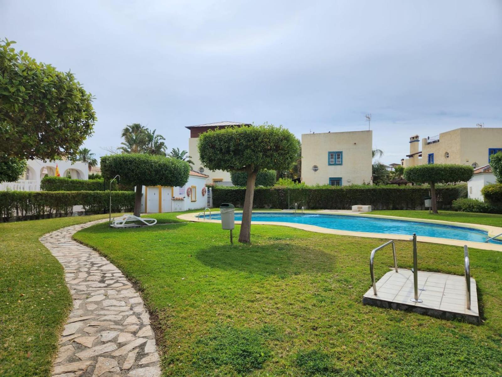 Triplex Adosado De Cuatro Dormitorios De Esencia Maritima A 2 Minutos De La Playa! 维拉 外观 照片